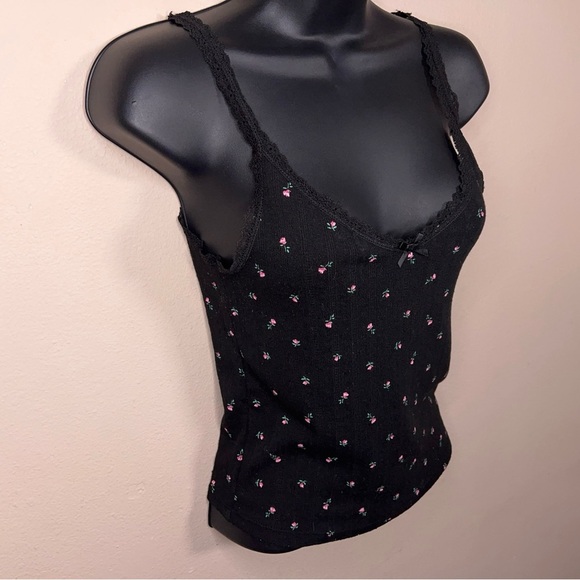 Small Divided H&M Black Floral Crop Top Tank Pink Green Ribbed Lace Trim Stretch - Picture 5 of 13